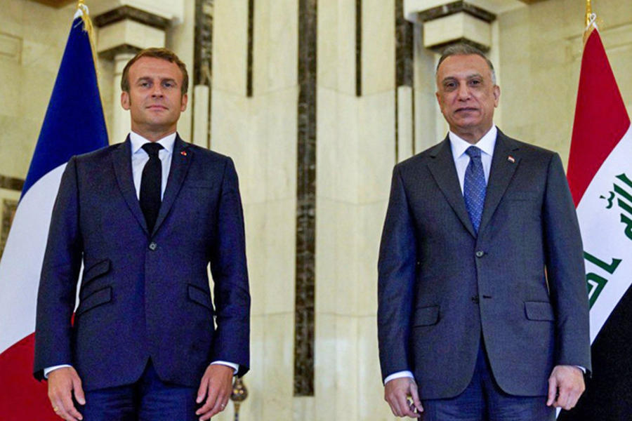 Emmanuel Macron junto a Mustafa al-Kadhimi en Bagdad. AFP.