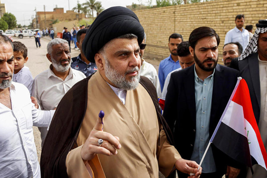 Muqtada Al Sadr, tras emitir su voto el 12 de mayo (Imagen Haidar Hamani / AFP). 