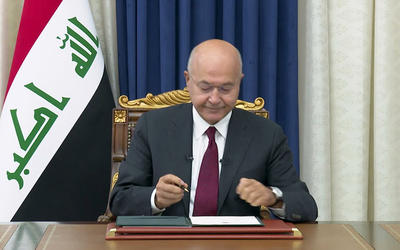 Barham Salih firmó el decreto para realizar elecciones anticipadas en el país en un discurso televisado. Foto: Presidencia de Irak. Barham Salih firmó el decreto para realizar elecciones anticipadas en el país en un discurso televisado. Foto: Presidencia de Irak.