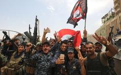 Primer ministro iraquí declara victoria sobre el E.I. en Mosul