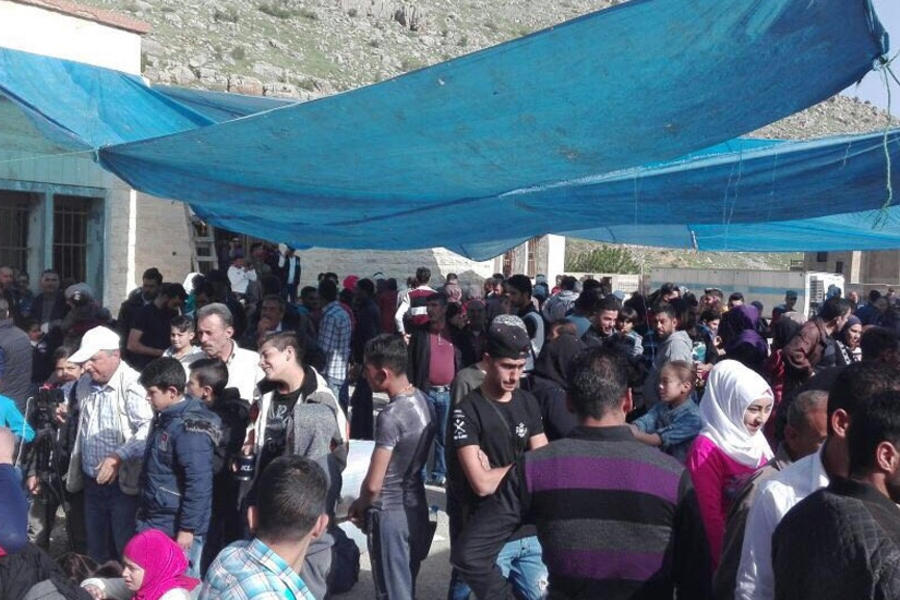 Cientos de refugiados sirios en Líbano emprenden su regreso al país