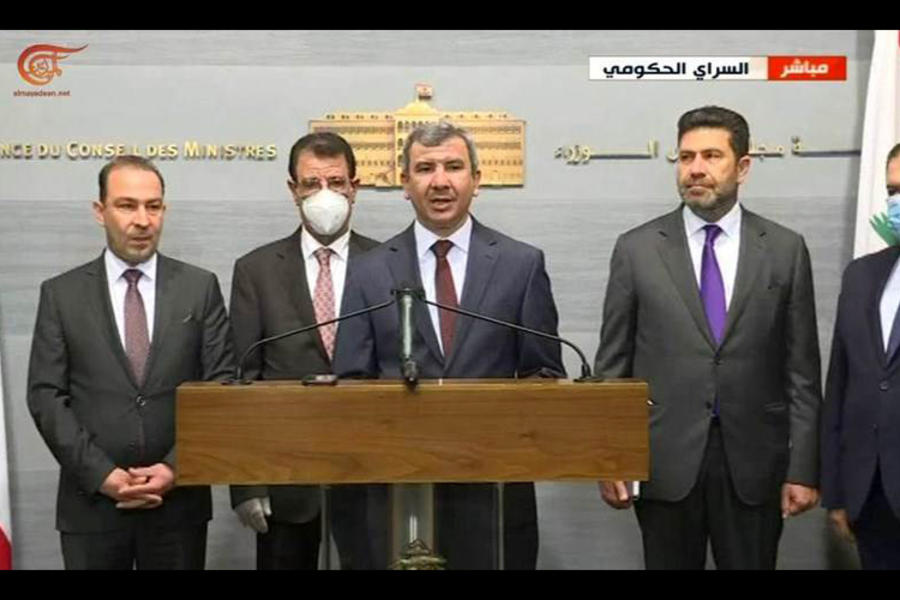 El ministro de Petróleo de Irak, Ihsan Abdul Jabbar Ismail, brindó conferencia de prensa tras el encuentro con Diab y los ministros libaneses (Foto: Al Mayadeen)
