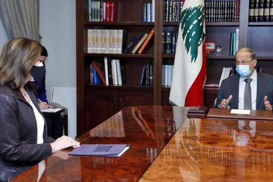 El presidente libanés Michel Aoun recibe a la embajadora estadounidense Dorothy Shea en Baabda, 26 de enero de 2021. Foto: NNA.