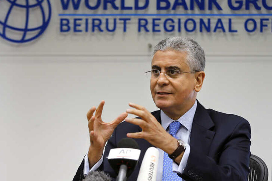 El vicepresidente del Banco Mundial para Oriente Medio y África del Norte, Ferid Belhaj, habla durante una conferencia de prensa en Beirut, Líbano, el 31 de julio de 2018.