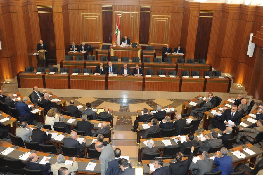 Parlamento libanés aprueba ley electoral