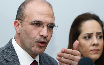 El Ministro de Salud del Líbano, Hamad Hasan e Iman Shankiti, representante de la OMS en Líbano, confirmando el primer caso de coronavirus en Beirut. (REUTERS) El Ministro de Salud del Líbano, Hamad Hasan e Iman Shankiti, representante de la OMS en Líbano, confirmando el primer caso de coronavirus en Beirut. (REUTERS)