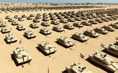 Egipto inaugura la base militar más grande de Oriente Medio y África Egipto inaugura la base militar más grande de Oriente Medio y África