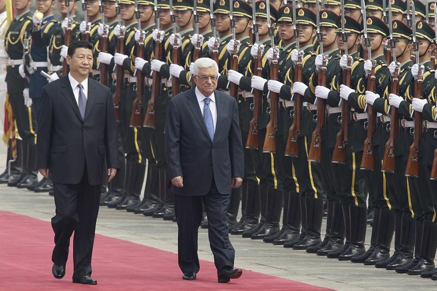 China propone diálogo trilateral con Israel y Palestina
