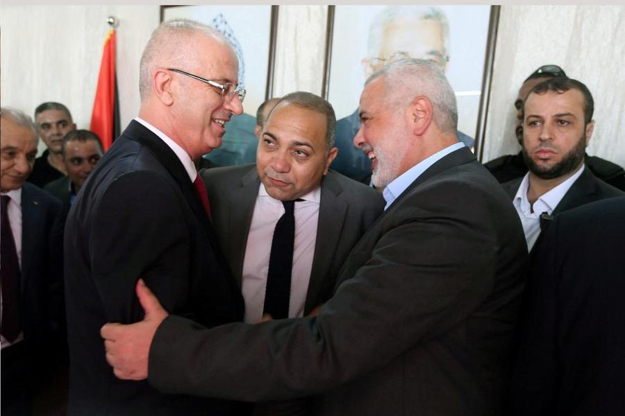 Comienza unificación de gobierno palestino