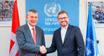 El Comisionado General de UNRWA Philippe Lazzarini y el Embajador (Jefe de Misión) Ketil Karlsen de la Oficina de Representación de Dinamarca en Ramallah firman un nuevo Acuerdo Plurianual (MYA) para el período 2023-2027. Foto: UNRWA