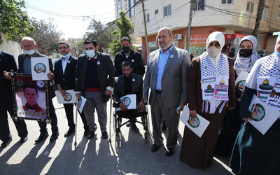 Hamas registra su lista electoral para las elecciones parlamentarias. Foto: Mohammed Asad. Hamas registra su lista electoral para las elecciones parlamentarias. Foto: Mohammed Asad.