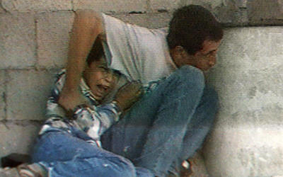 Imágenes del tiroteo a Muhammad al-Durra. Foto: Francia 2. Imágenes del tiroteo a Muhammad al-Durra. Foto: Francia 2.
