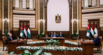 El Rey Abdullah II, el presidente egipcio Abdel Fattah al-Sisi y el presidente palestino Mahmoud Abbas celebran una cumbre trilateral en el Palacio Presidencial Al Ittihadiya en El Cairo el 17 de enero de 2023 (Foto: Corte Real de Jordania)