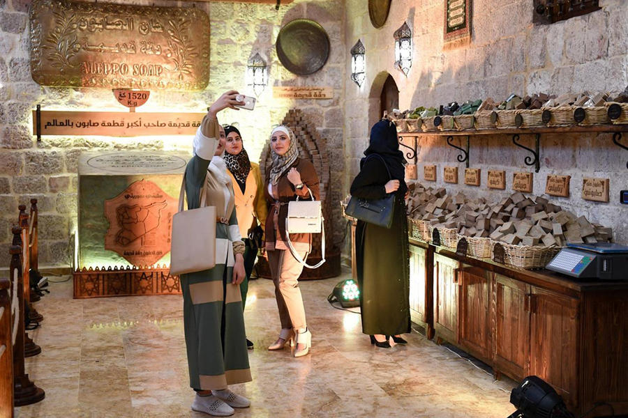 Alepo reinauguró el tradicional mercado del jabón