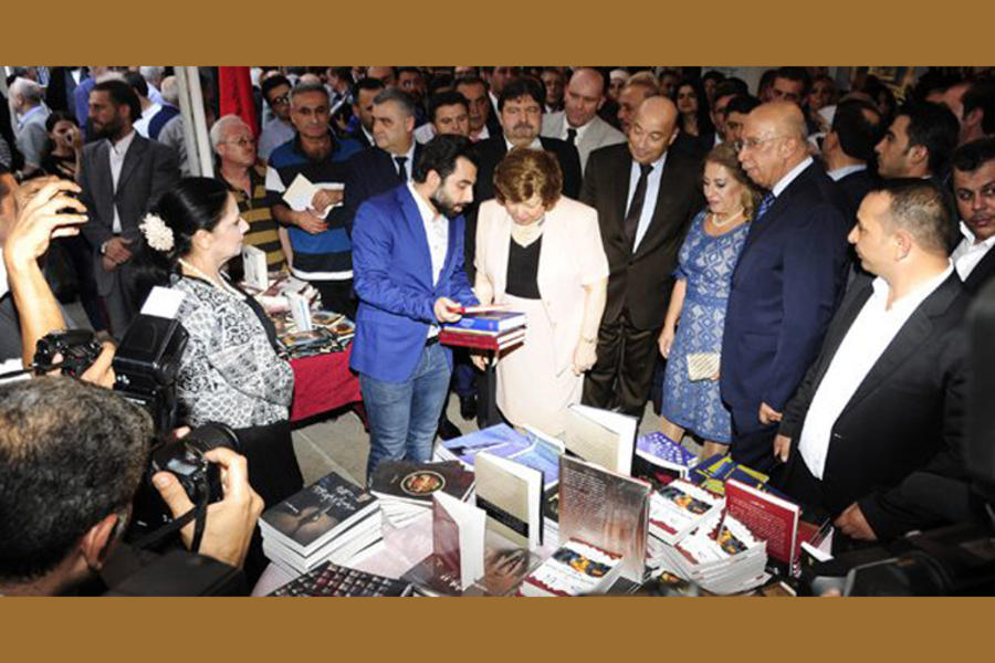 La Vicepresidenta de Siria, Najah Al Attar, inauguró este miércoles la 29º edición de la Feria Internacional del Libro en Damasco (Imágen SANA).