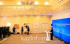 Funcionario del Min. de Rel. Exteriores de Kazajistán brinda conferencia de prensa tras la 17ª reunión sobre Siria en el formato Astana | Nur-Sultán, Diciembre 22 de 2021 (Foto: Mukhtar Kholdorvekov / Kazinform)