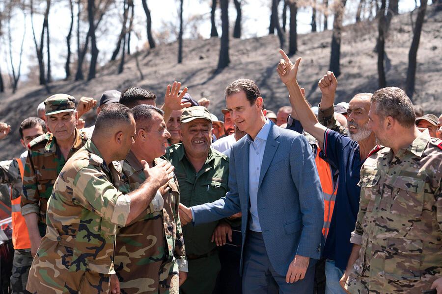 Lataquia: visita del presidente sirio a las zonas afectadas por incendios