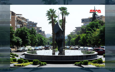 Nueva escultura engalana las calles de Damasco Nueva escultura engalana las calles de Damasco