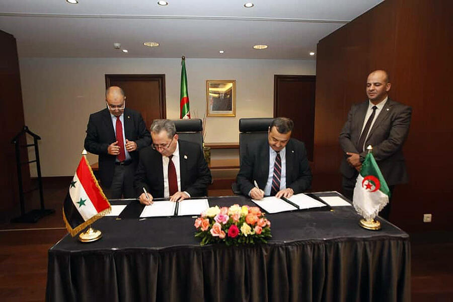 Los ministros del sector rubrican convenio bilateral de cooperación energética entre Siria y Argelia | Argel, abril 27, 2023 (Foto: Min. de Energía y Minas de Argelia)