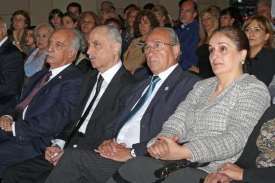 Sr. Embajador de Siria, Dn. Hamzeh Dawalibi y Sra. junto al presidente del CSLBA y el director de DSL