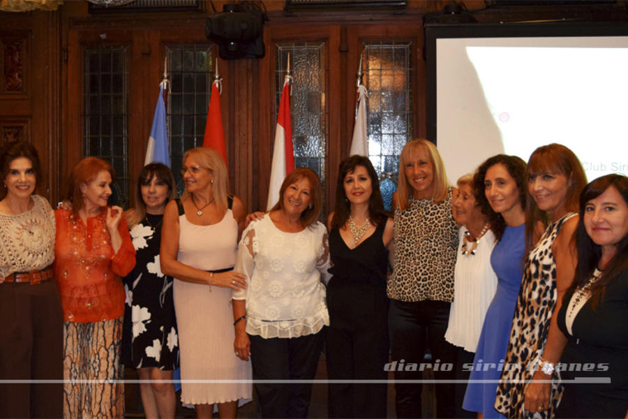 Comisión de Damas CSLBA junto a Beatriz Ayas.