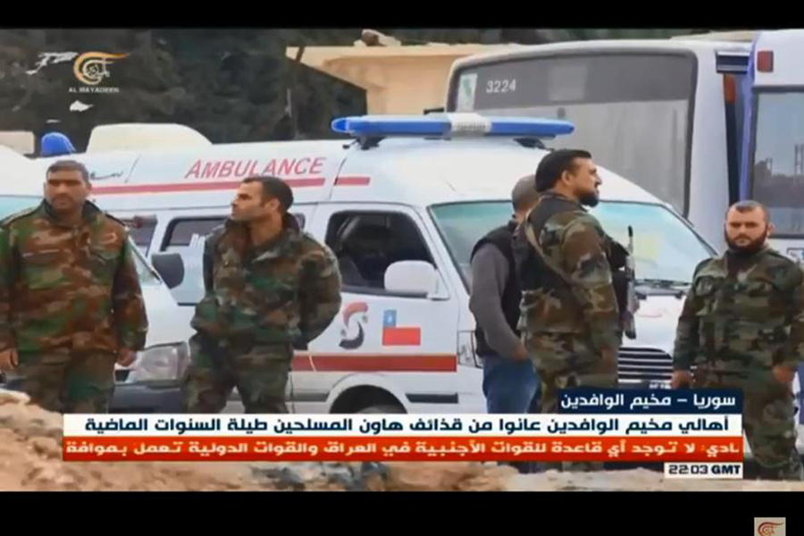 Imagen de una de las ambulancias donadas por la Colectividad Siria en Chile en un canal de televisión libanés