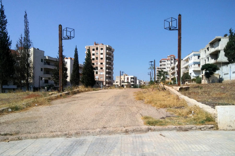 Jardín “Chile”, en una zona ya libre de escombros pero aún deshabitada de la ciudad de Homs
