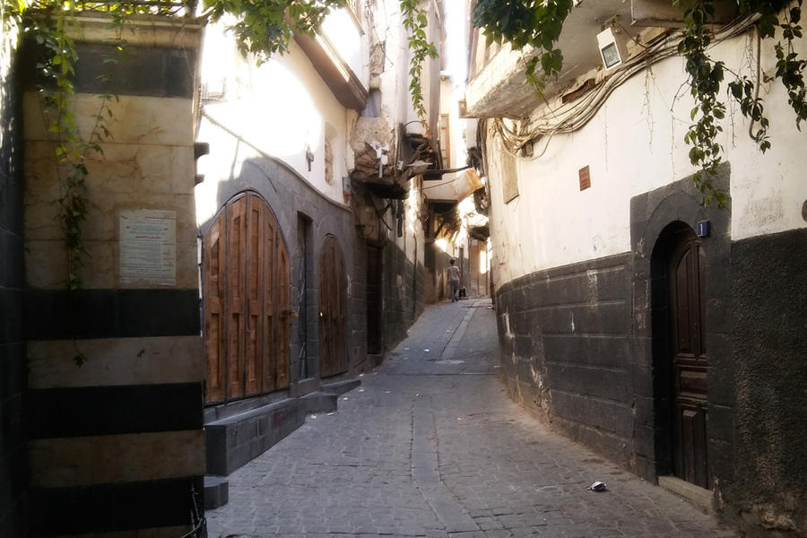 Tras siete aÃ±os y medio de crisis y aunque cuesta arriba, Siria sale del laberinto. Escena de la Ciudad Vieja de Damasco (Foto: Pablo Sapag M.)