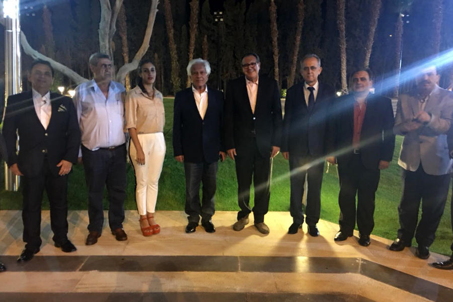 Cena ofrecida por el parlamentario Dr. Ali Al Sheikh en jardines del Hotel Ebla Cham Palace, con la presencia del Dr. Mohsen Bilal y autoridades del Partido Baath