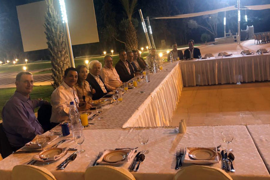 Cena ofrecida por el parlamentario Dr. Ali Al Sheikh en jardines del Hotel Ebla Cham Palace, con la presencia del Dr. Mohsen Bilal y autoridades del Partido Baath