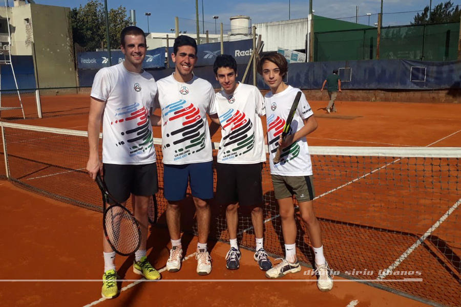 Equipo juvenil de Tenis del CSLBA