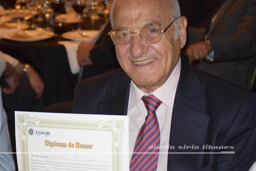 Sattam Al Kaddour homenajeado durante la cena