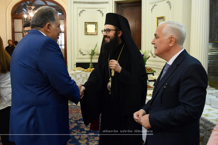 Monseñor Santiago y el Jefe de Misión Maher Mahfouz reciben al Sr. Embajador de Egipto, Amin Meleika