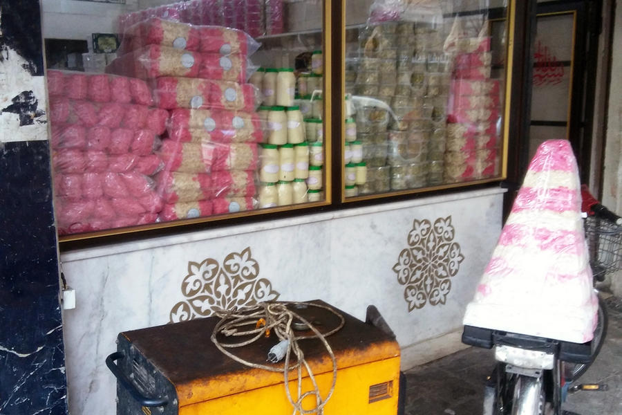 Los generadores eléctricos permiten a los sirios sortear las restricciones en el suministro de electricidad (Foto: Pablo Sapag M.)