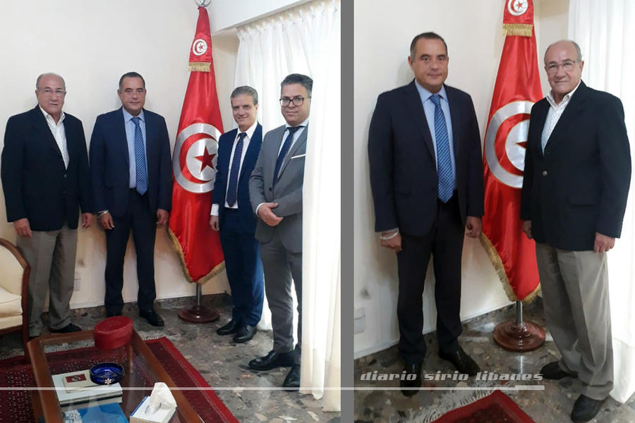 El Embajador de la República de Túnez, Mohamed Ali Ben Abid y el Encargado de Negocios, Walid Zoghlami, recibieron al presidente del CSLBA, Yaoudat Brahim y al responsable de RR. II., Simón Hajal  
