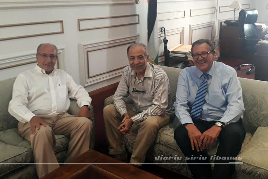 El Embajador del Estado de Palestina, Husni Abdel Wahed, recibió al presidente del CSLBA, Yaoudat Brahim y al presidente de Fearab Argentina, Ricardo Nazer