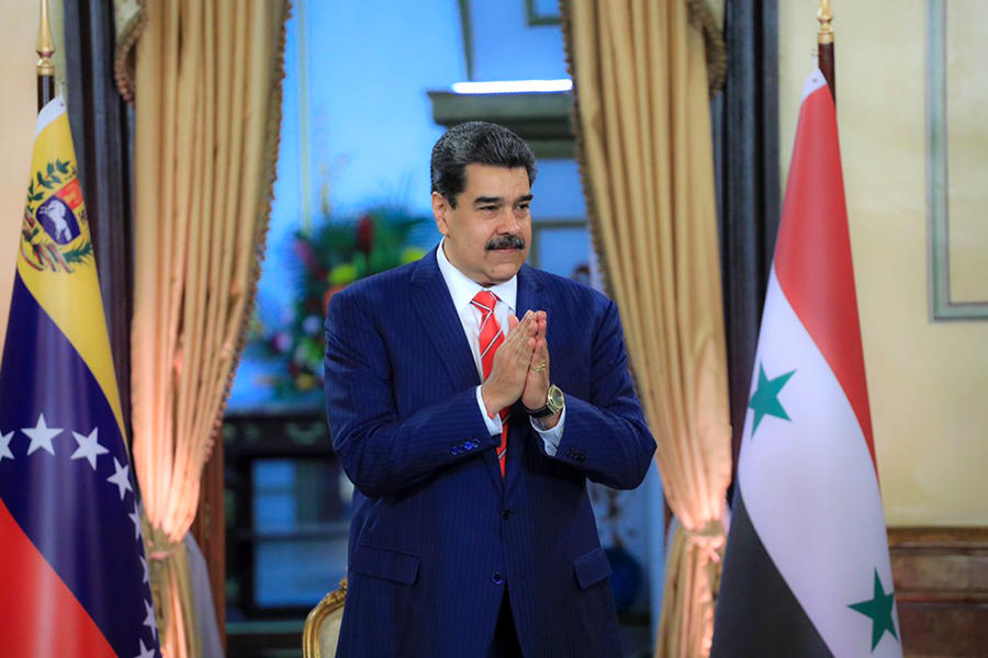 Acto oficial de condecoración al embajador de la República Árabe Siria en Caracas, Khalil Bitar, quien finaliza su gestión (Foto: Prensa Presidencial de Venezuela)