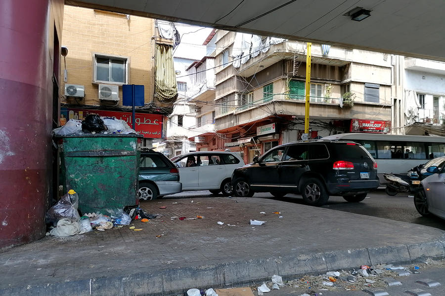 La irregularidad en el servicio de recogida de basura es una de la preocupaciones de los beirutíes (Foto: Pablo Sapag M.)