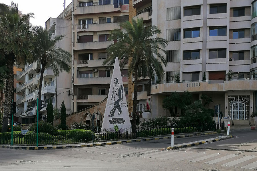 Monumento al líder panarabista Gamal Abdel Nasser y a los políticos libaneses asesinados Kamal Jumblatt y Maarouf Saad (Foto: Pablo Sapag M.)