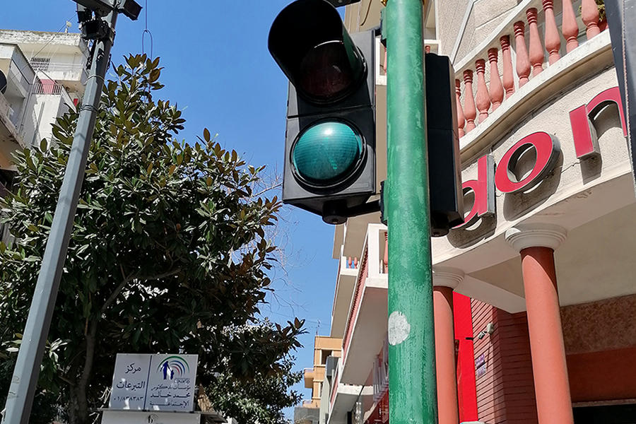 Semáforos y cámaras de vigilancia sin funcionar por la escasez de energía eléctrica (Foto: Pablo Sapag M.)