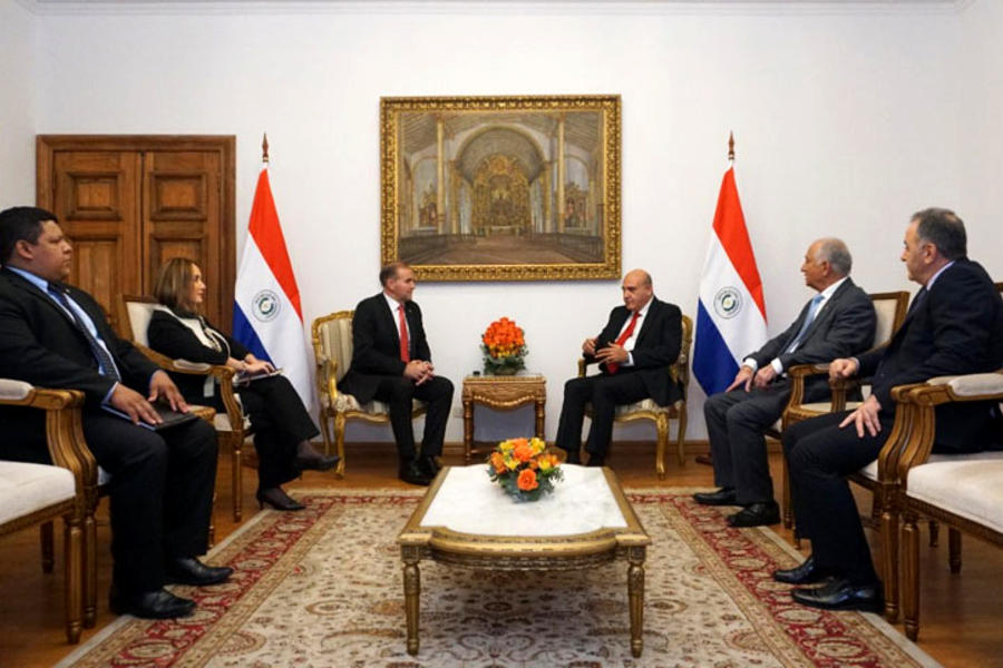 Reunión del Embajador y delegación siria, con el Canciller de Paraguay (Foto: Cancillería Paraguay)