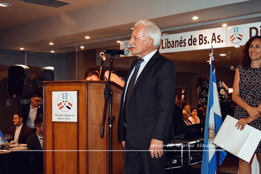El Dr. Alem García recibe Distinción UGARIT en Actividades Institucionales y Trayectoria (Foto: DSL)
