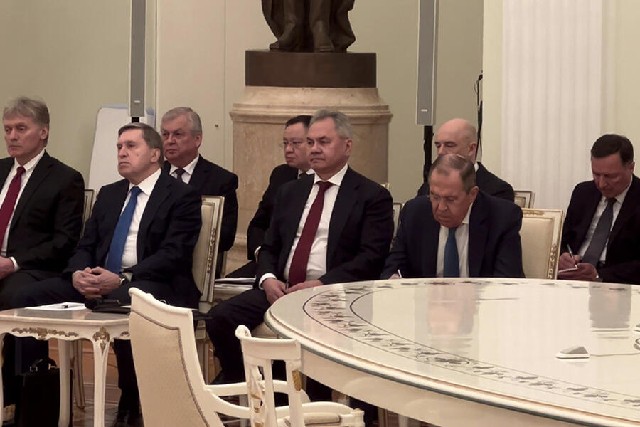 Delegación de altos funcionarios rusos integrando la reunión ampliada de los presidentes Asad y Putin | Moscú, Marzo 15, 2023 (Foto: Presidencia Siria)