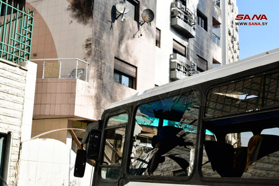 Ataque aéreo del régimen israelí contra un edificio residencial en Kafar Sousah | Damasco, febrero 21, 2024 (Foto: SANA)