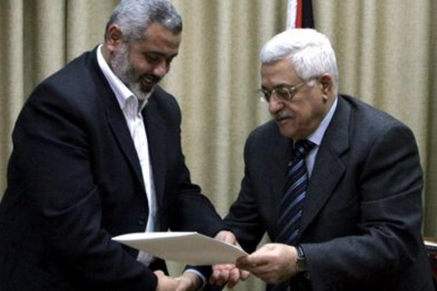 Abás pide al primer ministro palestino formar un gobierno de unidad