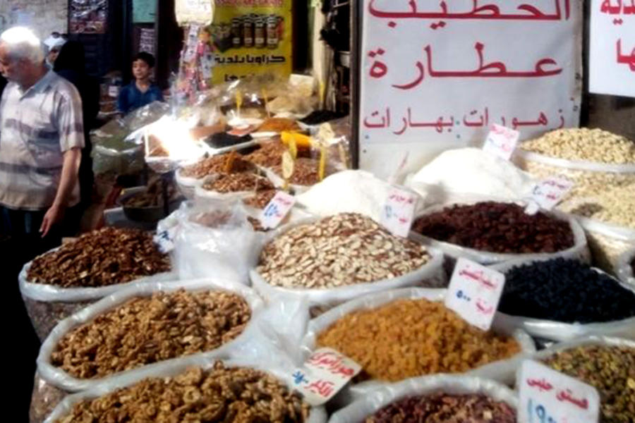 La pacificación de buena parte del país ha estabilizado los precios y el abastecimiento de los mercados, como este en Damasco (Foto: Pablo Sapag M.)