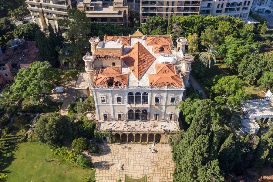 Una vista aérea del Palacio y Museo Sursock, gravemente dañado por la explosión de la semana pasada (Foto: Getty)