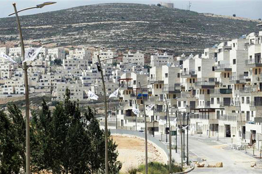 Vista parcial del asentamiento Israelí de Givat Zeev, cerca de la ciudad palestina de Ramallah (Abril 2016 - Foto AFP).