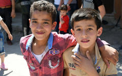 Niños en Douma, Ghouta Oriental, Damasco (Foto: Vanessa Beeley)