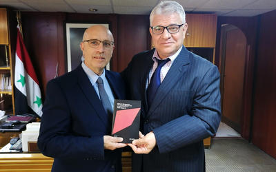 Pablo Sapag presentó su libro e impartió conferencia en Damasco